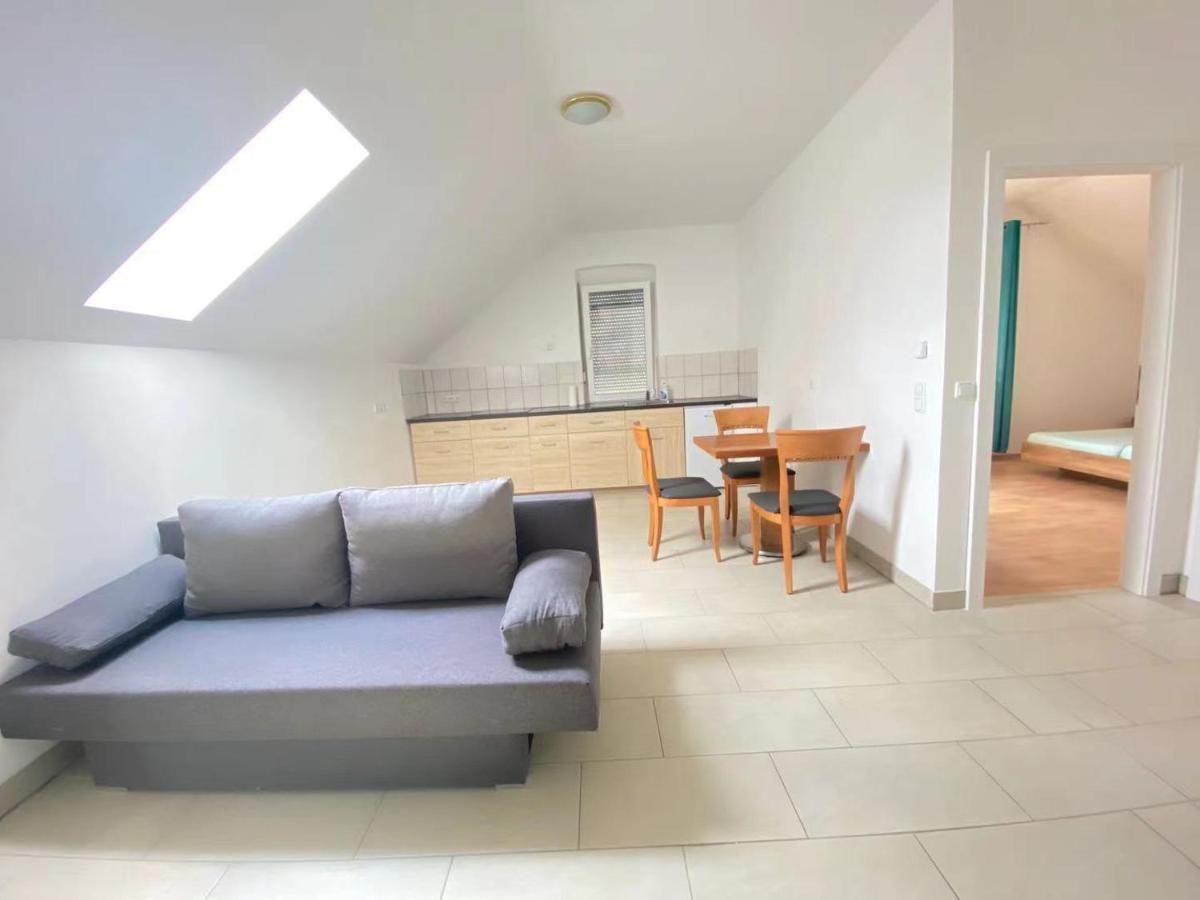 Graz Ferienwohnung Екстериор снимка